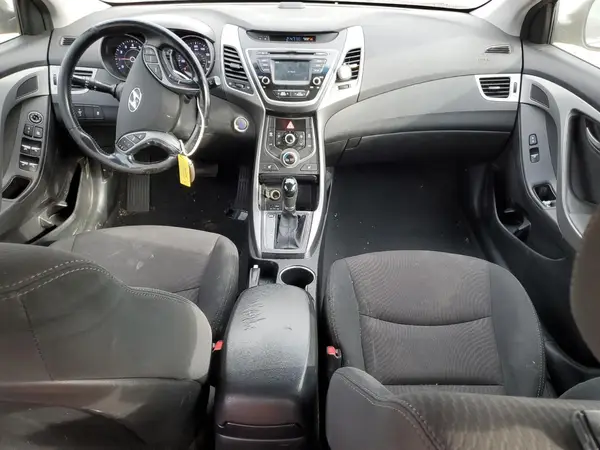 5NPDH4AE0GH776072 2016 HYUNDAI ELANTRA - Image 8