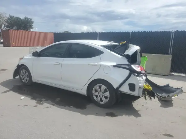 5NPDH4AE0GH777870 2016 HYUNDAI ELANTRA - Image 2
