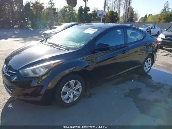5NPDH4AE0GH778355 2016 HYUNDAI ELANTRA - Image 2