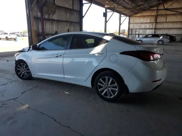 5NPDH4AE0GH778937 2016 HYUNDAI ELANTRA - Image 2