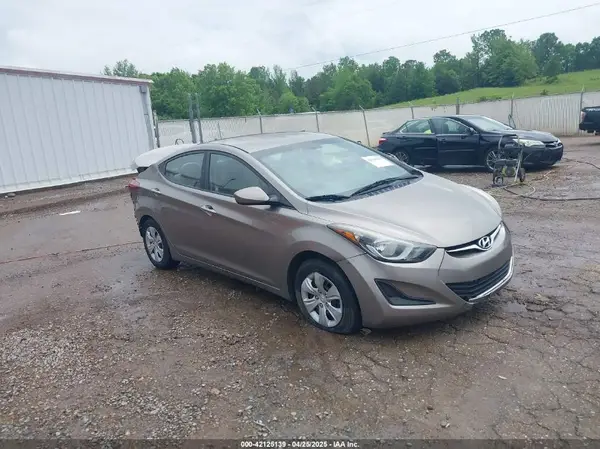 5NPDH4AE0GH782003 2016 HYUNDAI ELANTRA - Image 1