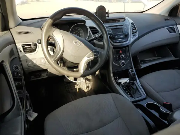 5NPDH4AE0GH783507 2016 HYUNDAI ELANTRA - Image 8