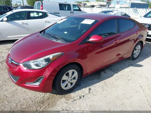 5NPDH4AE0GH786102 2016 HYUNDAI ELANTRA - Image 2