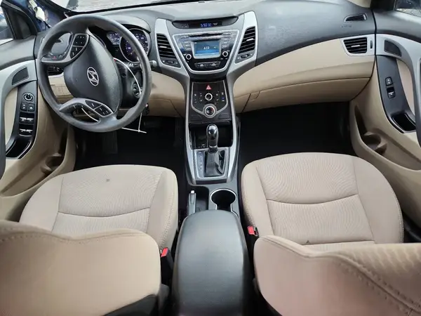 5NPDH4AE0GH786259 2016 HYUNDAI ELANTRA - Image 8