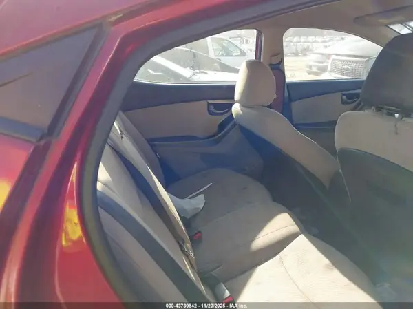 5NPDH4AE0GH788786 2016 HYUNDAI ELANTRA - Image 8