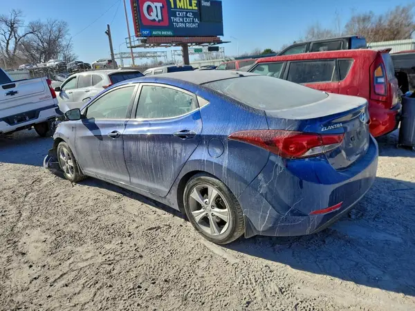5NPDH4AE0GH789131 2016 HYUNDAI ELANTRA - Image 2