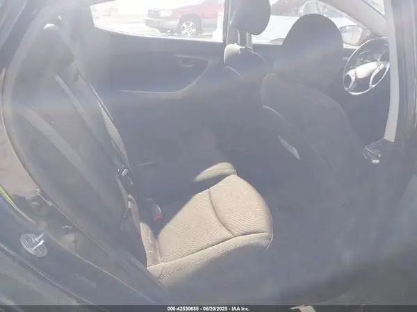 5NPDH4AE0GH791008 2016 HYUNDAI ELANTRA - Image 8