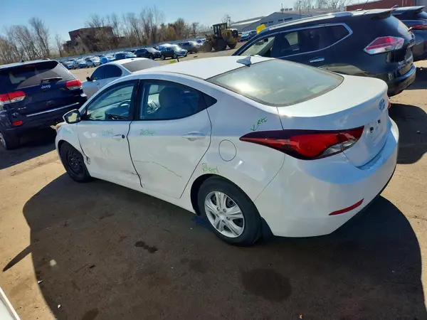 5NPDH4AE0GH792644 2016 HYUNDAI ELANTRA - Image 2
