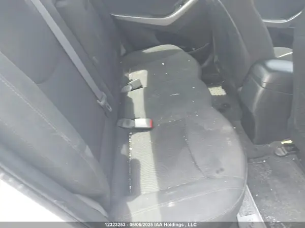 5NPDH4AE0GH793194 2016 HYUNDAI ELANTRA - Image 8