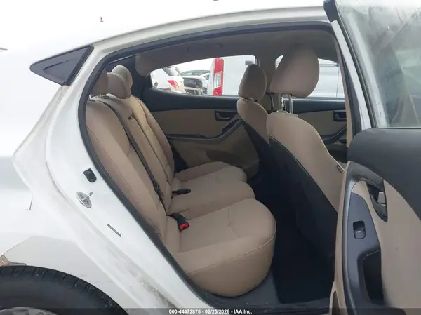5NPDH4AE0GH793471 2016 HYUNDAI ELANTRA - Image 8
