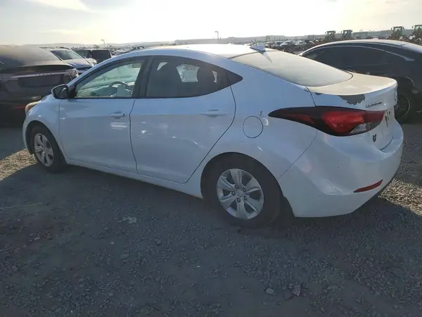 5NPDH4AE0GH793681 2016 HYUNDAI ELANTRA - Image 2