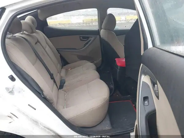 5NPDH4AE0GH794362 2016 HYUNDAI ELANTRA - Image 8