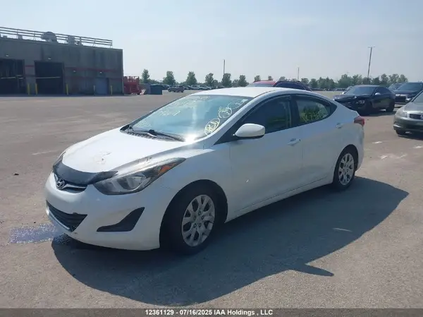 5NPDH4AE0GH796418 2016 HYUNDAI ELANTRA - Image 2