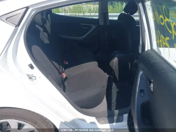 5NPDH4AE0GH796418 2016 HYUNDAI ELANTRA - Image 8
