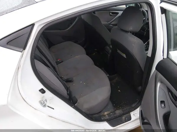 5NPDH4AE1GH652750 2016 HYUNDAI ELANTRA - Image 8