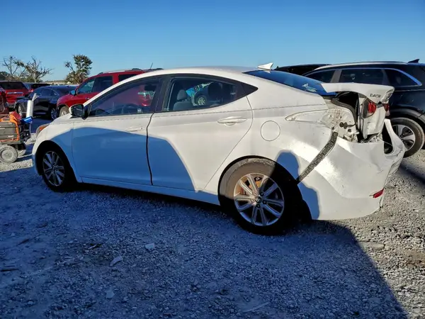5NPDH4AE1GH653672 2016 HYUNDAI ELANTRA - Image 2