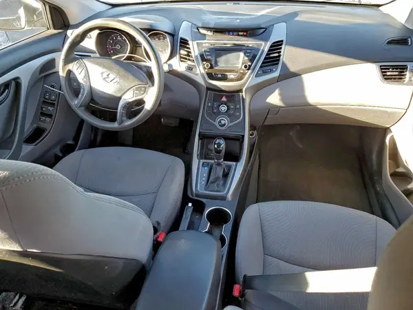5NPDH4AE1GH653672 2016 HYUNDAI ELANTRA - Image 8