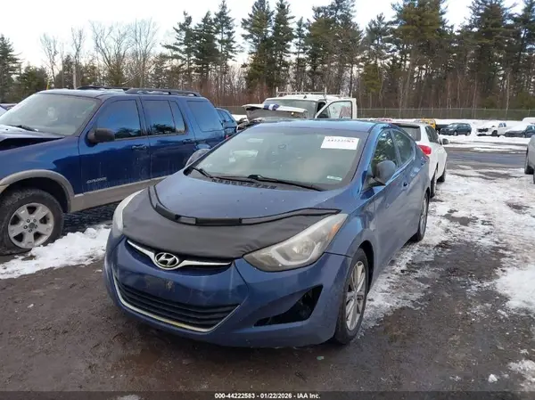 5NPDH4AE1GH654899 2016 HYUNDAI ELANTRA - Image 2