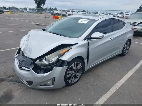 5NPDH4AE1GH656880 2016 HYUNDAI ELANTRA - Image 2