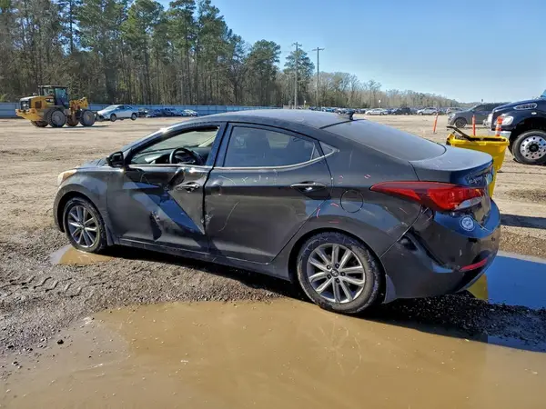 5NPDH4AE1GH658306 2016 HYUNDAI ELANTRA - Image 2