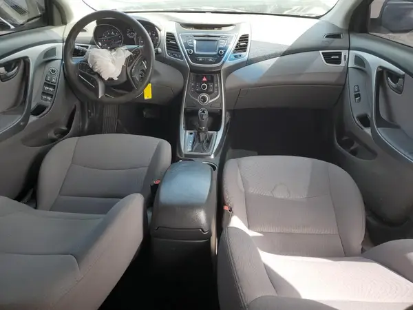 5NPDH4AE1GH658421 2016 HYUNDAI ELANTRA - Image 8
