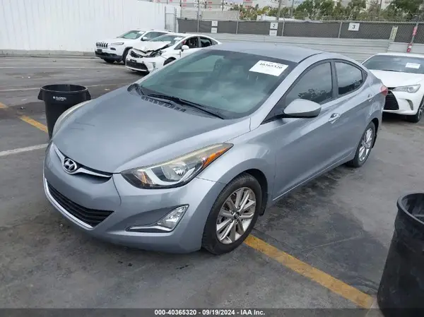 5NPDH4AE1GH658449 2016 HYUNDAI ELANTRA - Image 2
