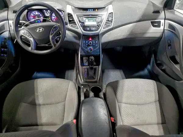 5NPDH4AE1GH659729 2016 HYUNDAI ELANTRA - Image 8