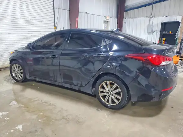 5NPDH4AE1GH659763 2016 HYUNDAI ELANTRA - Image 2