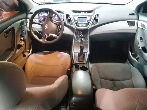 5NPDH4AE1GH659763 2016 HYUNDAI ELANTRA - Image 8