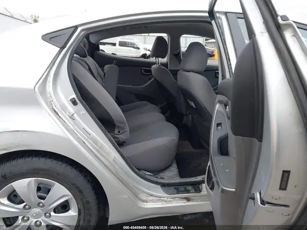 5NPDH4AE1GH662856 2016 HYUNDAI ELANTRA - Image 8