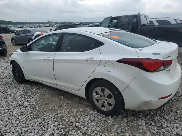 5NPDH4AE1GH664347 2016 HYUNDAI ELANTRA - Image 2
