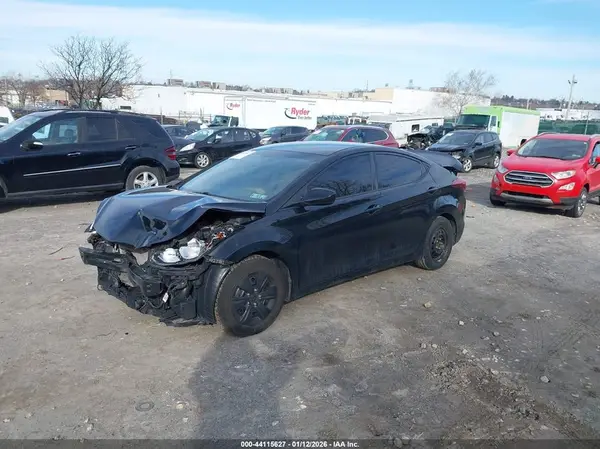 5NPDH4AE1GH667250 2016 HYUNDAI ELANTRA - Image 2