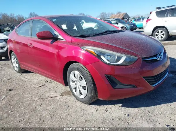 5NPDH4AE1GH667667 2016 HYUNDAI ELANTRA - Image 1