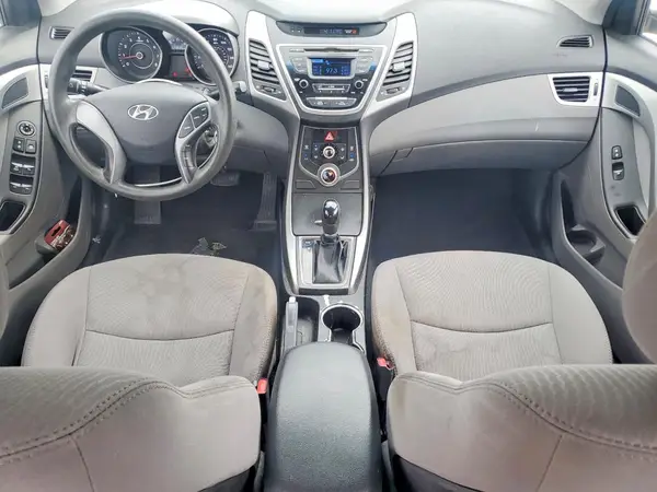 5NPDH4AE1GH667748 2016 HYUNDAI ELANTRA - Image 8
