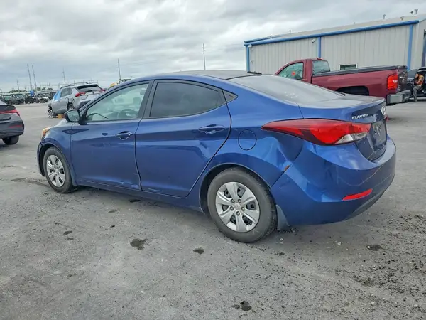 5NPDH4AE1GH668169 2016 HYUNDAI ELANTRA - Image 2