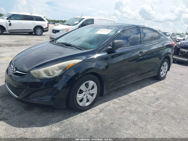 5NPDH4AE1GH668527 2016 HYUNDAI ELANTRA - Image 2