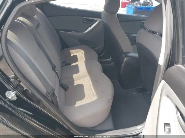 5NPDH4AE1GH668527 2016 HYUNDAI ELANTRA - Image 8