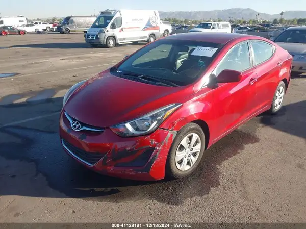 5NPDH4AE1GH668687 2016 HYUNDAI ELANTRA - Image 2