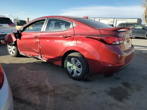 5NPDH4AE1GH669256 2016 HYUNDAI ELANTRA - Image 2