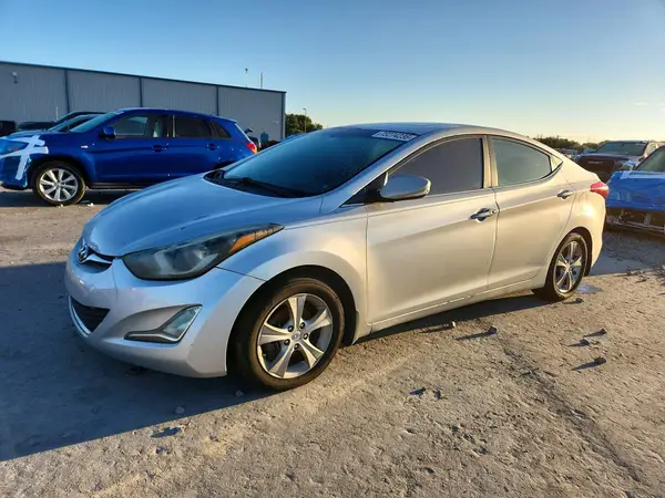 5NPDH4AE1GH669726 2016 HYUNDAI ELANTRA - Image 1