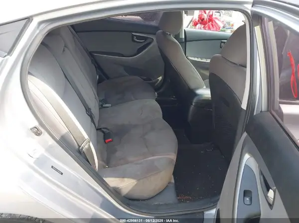 5NPDH4AE1GH669838 2016 HYUNDAI ELANTRA - Image 8
