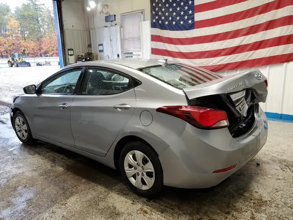 5NPDH4AE1GH670651 2016 HYUNDAI ELANTRA - Image 2