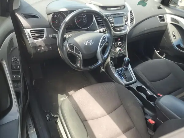 5NPDH4AE1GH670696 2016 HYUNDAI ELANTRA - Image 8