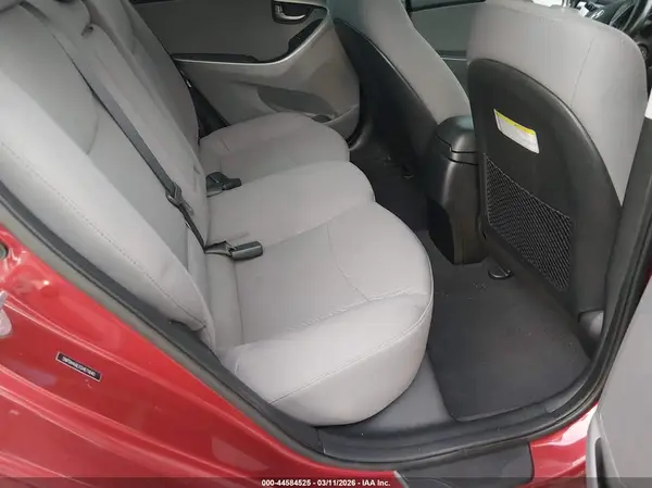 5NPDH4AE1GH671640 2016 HYUNDAI ELANTRA - Image 8