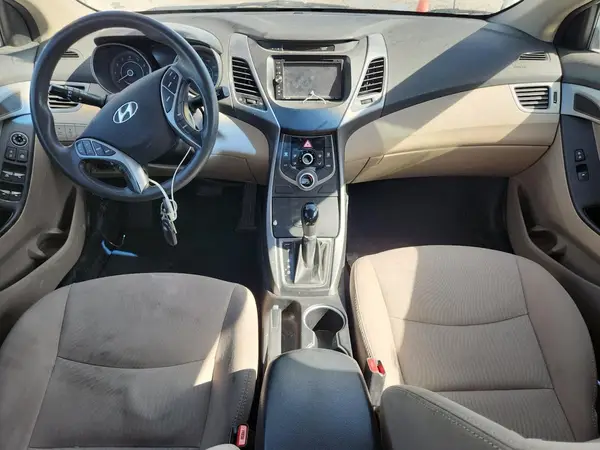 5NPDH4AE1GH672836 2016 HYUNDAI ELANTRA - Image 8