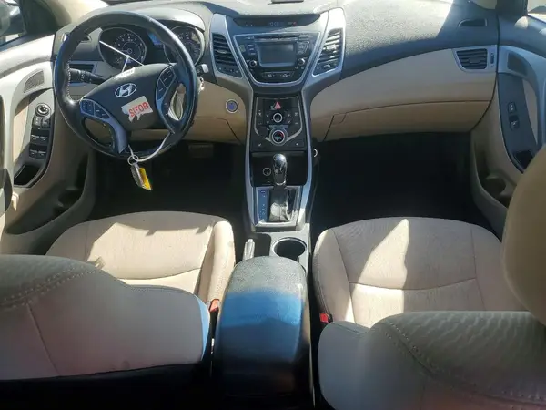 5NPDH4AE1GH673646 2016 HYUNDAI ELANTRA - Image 8