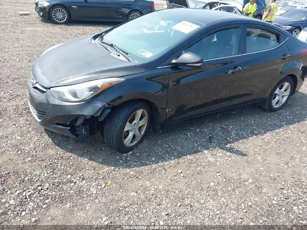 5NPDH4AE1GH674750 2016 HYUNDAI ELANTRA - Image 2