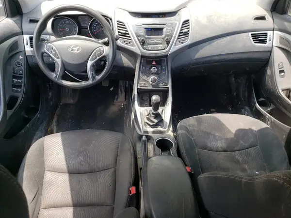 5NPDH4AE1GH675185 2016 HYUNDAI ELANTRA - Image 8