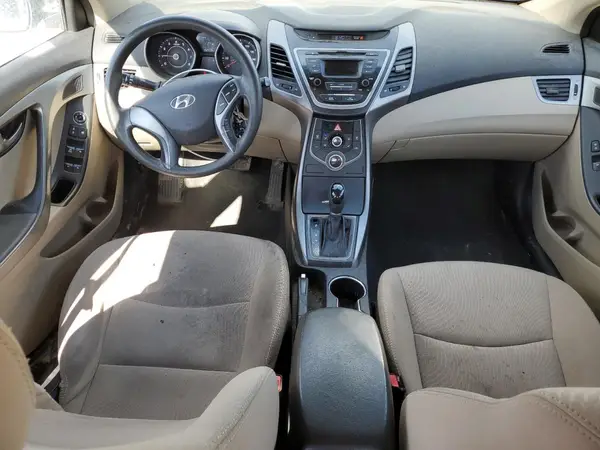 5NPDH4AE1GH675283 2016 HYUNDAI ELANTRA - Image 8