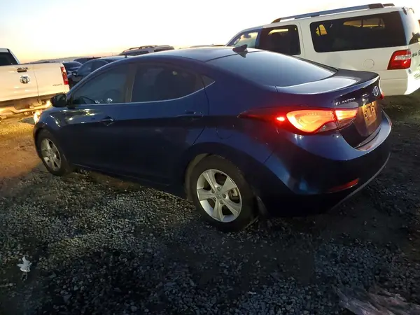 5NPDH4AE1GH675364 2016 HYUNDAI ELANTRA - Image 2